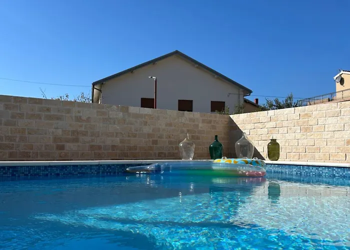 059 Brodarica (Sibenik-Knin)