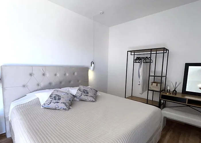 059 * Brodarica (Sibenik-Knin)